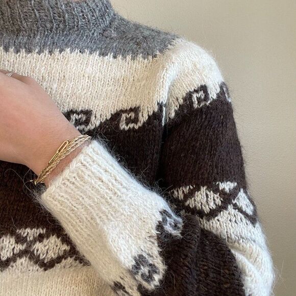 Vintage Hand Knit Neutral Brown Alpaca Geometric Crewneck Retro Sweater Sz M - Picture 7 of 9
